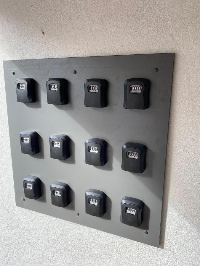 Zzzimple - Staffless & Self Check-In Otel Pillig Dış mekan fotoğraf