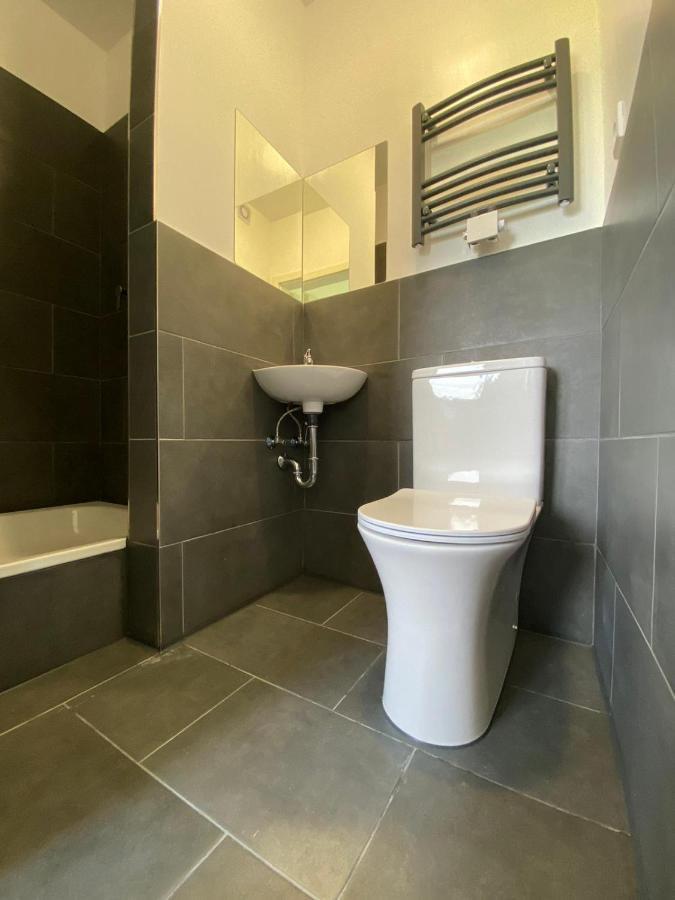 Zzzimple - Staffless & Self Check-In Otel Pillig Dış mekan fotoğraf